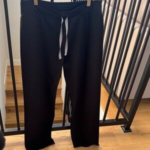 Black Figs Livingston Scrub Pants